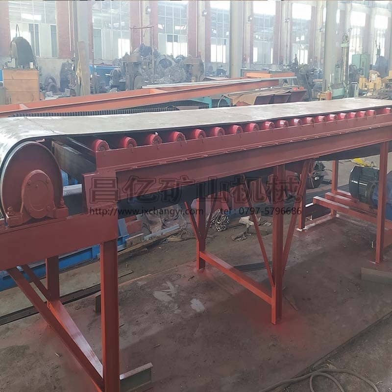 皮帶輸送機